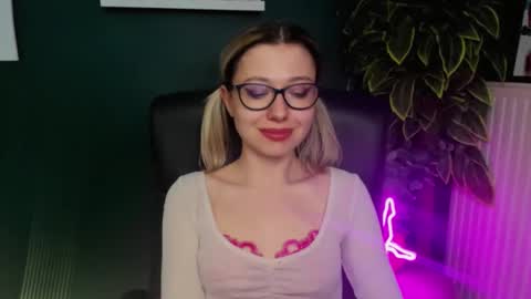 Heidi online show from March 12, 2025, 12:04 pm