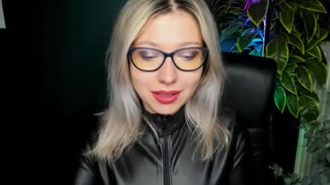 Heidi online show from September 15, 2025, 4:23 am