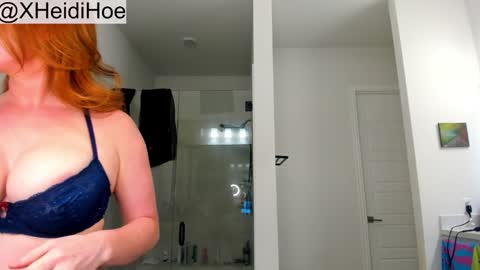 Snapshot of heidiandfriends chatting on October 10, 2025, 9:14 pm Manyvids    online show from October 10, 2025, 9:14 pm