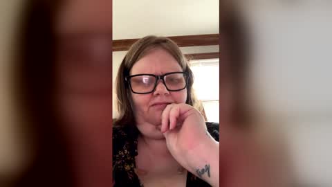 heidimackey2 online show from May 13, 2026, 10:38 pm