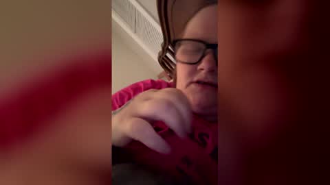 heidimackey2 online show from May 27, 2026, 8:33 am