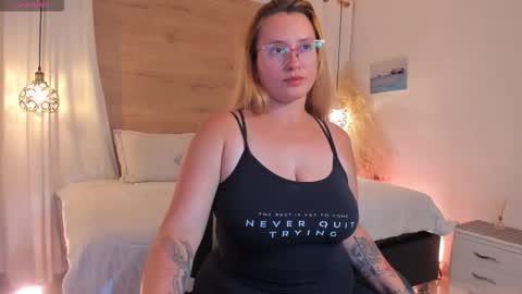 ANTARA REY online show from October 27, 2025, 7:07 pm