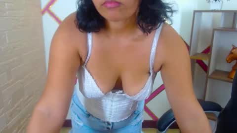 MY NAME IS HEIDY online show from March 1, 2026, 1:51 am