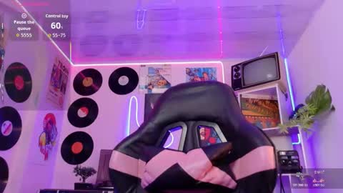 Sara online show from November 20, 2025, 9:36 pm