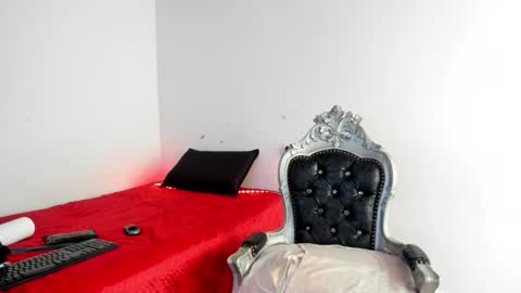 Hela   Independent model online show from November 13, 2025, 8:08 pm