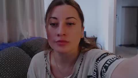 helen_adams_ online show from July 13, 2026, 6:05 am