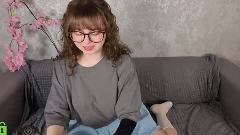 Helen Carson online show from May 4, 2026, 1:01 am