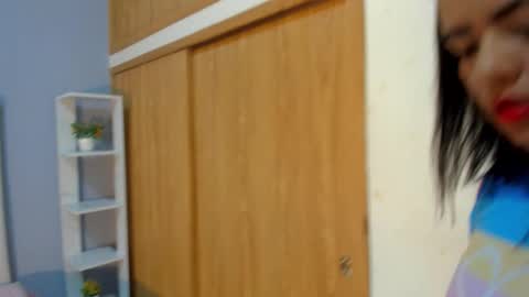 Snapshot of helen_jonesx chatting on February 17, 2026, 12:01 pm helen online show from February 17, 2026, 12:01 pm