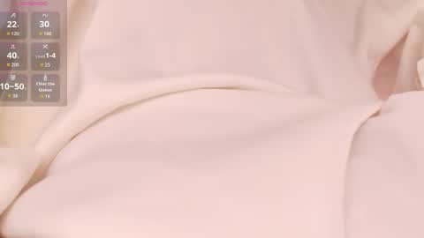 Snapshot of helenblash chatting on May 30, 2026, 11:07 am Scarlet online show from May 30, 2026, 11:07 am