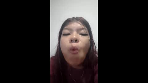 Snapshot of helenoliveira76340912 chatting on April 9, 2026, 5:29 am helenoliveira76340912 online show from April 9, 2026, 5:29 am