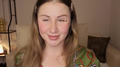 Helen online show from November 29, 2025, 1:52 am