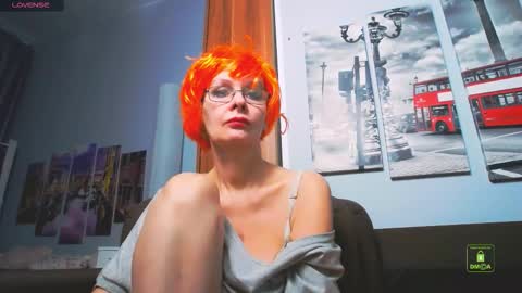 Snapshot of helgahimmele chatting on February 25, 2026, 3:43 pm Helga online show from February 25, 2026, 3:43 pm