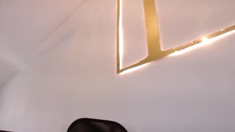 Eros online show from February 17, 2026, 8:59 pm