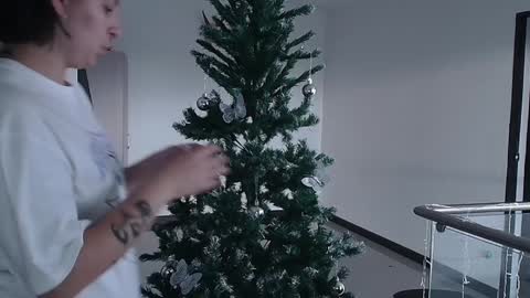 Snapshot of hell_dancer_ chatting on December 7, 2024, 9:44 pm Lexa online show from December 7, 2024, 9:44 pm