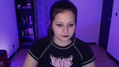 Snapshot of hell_dancer_ chatting on January 23, 2025, 12:04 am Lexa online show from January 23, 2025, 12:04 am