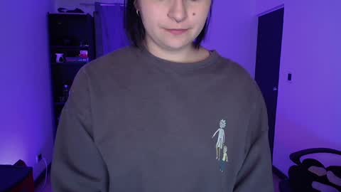 Snapshot of hell_dancer_ chatting on January 24, 2025, 5:10 am Lexa online show from January 24, 2025, 5:10 am