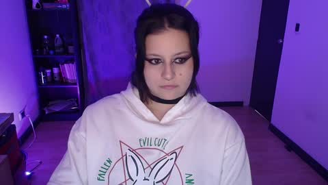 Snapshot of hell_dancer_ chatting on January 28, 2025, 11:07 pm Lexa online show from January 28, 2025, 11:07 pm