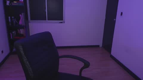 Snapshot of hell_dancer_ chatting on March 9, 2025, 2:07 am Lexa online show from March 9, 2025, 2:07 am