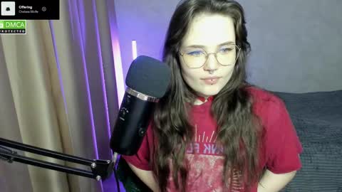 Red online show from March 12, 2025, 5:17 pm