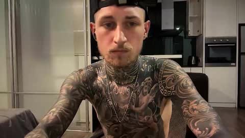 Snapshot of hellacozy chatting on February 15, 2026, 6:59 pm hellacozy online show from February 15, 2026, 6:59 pm