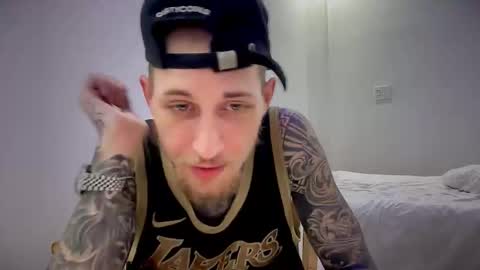 Snapshot of hellacozy chatting on March 21, 2026, 8:19 am hellacozy online show from March 21, 2026, 8:19 am