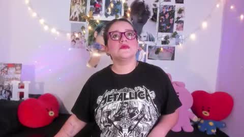 hellen online show from November 14, 2025, 4:55 am