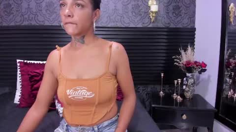 Hellen  online show from July 2, 2026, 3:17 am