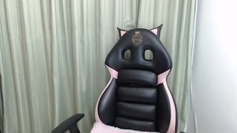 Hellen online show from January 7, 2025, 8:10 pm