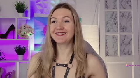 Alisia  Monday to Friday from 10 am to 4 pm GMT 2 online show from January 28, 2025, 8:04 am