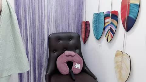 hellokitty_sexy online show from April 29, 2026, 12:16 am