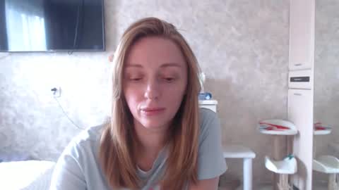 Snapshot of hellokittykaty chatting on April 22, 2026, 7:33 am Victory online show from April 22, 2026, 7:33 am