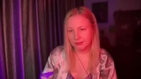 Snapshot of hellyriddle chatting on April 9, 2026, 6:19 am DeleteyourSadness online show from April 9, 2026, 6:19 am