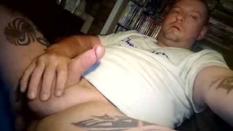 helpmecumhard4uxxx online show from April 7, 2026, 6:52 pm