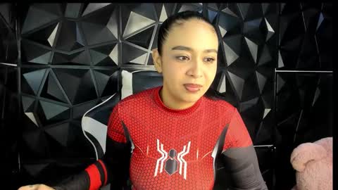 heluehorny13 online show from February 10, 2026, 4:22 pm