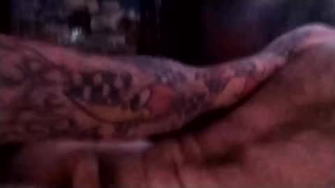 Hennessee online show from September 12, 2025, 12:38 pm