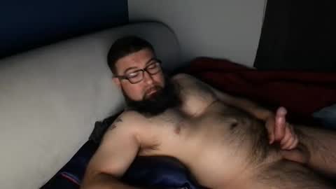 hennndog1 online show from October 18, 2025, 5:43 am