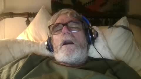 henrybond1979 online show from May 30, 2026, 3:36 am