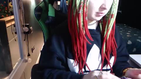 Hentaishiing online show from April 10, 2026, 7:07 pm