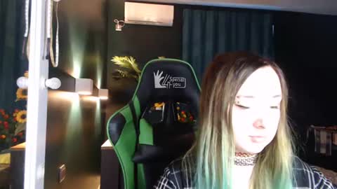 Hentaishiing online show from June 29, 2026, 3:12 pm