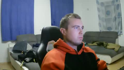 Snapshot of herbstenden chatting on December 7, 2024, 5:20 pm John Pearl online show from December 7, 2024, 5:20 pm