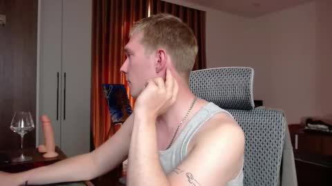 Gregblonde  Alextattoo online show from September 17, 2025, 8:16 am