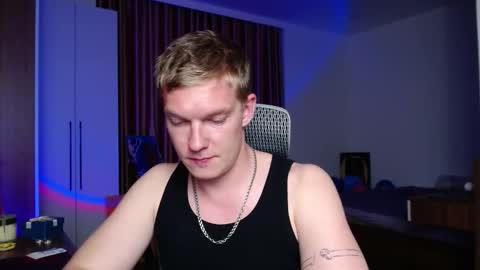 Gregblonde  Alextattoo online show from October 4, 2025, 2:04 pm