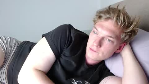 Snapshot of hercules__ chatting on February 1, 2026, 3:21 pm Gregblonde Alextattoo online show from February 1, 2026, 3:21 pm
