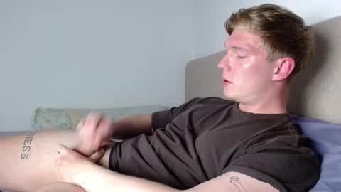 Snapshot of hercules__ chatting on February 6, 2026, 1:14 pm Gregblonde Alextattoo online show from February 6, 2026, 1:14 pm