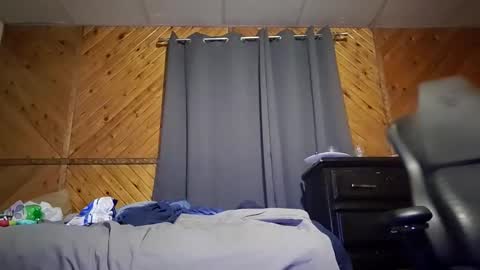 Hereforbootyyyy online show from February 15, 2026, 7:51 am