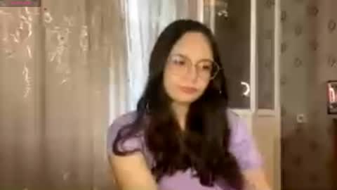 Vanessa online show from May 12, 2026, 8:22 am