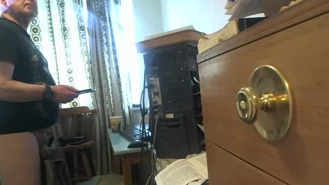 mature online show from February 25, 2026, 10:25 am