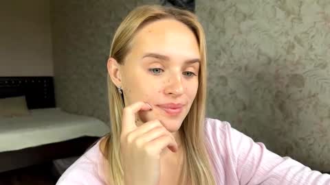 Snapshot of hermiladziekan chatting on September 25, 2025, 7:45 am Sylvia online show from September 25, 2025, 7:45 am
