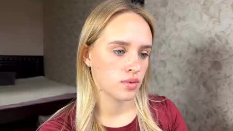 Snapshot of hermiladziekan chatting on October 7, 2025, 7:38 am Sylvia online show from October 7, 2025, 7:38 am