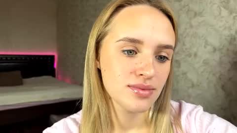 Snapshot of hermiladziekan chatting on October 13, 2025, 8:36 am Sylvia online show from October 13, 2025, 8:36 am